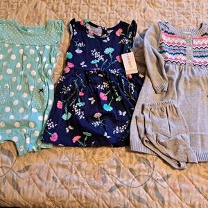 Carter's NWT 3 PIECE bundle, romper 2 dresses and bloomers 12 momth